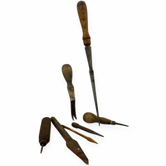 Vintage Woodworking Tool Lot Awls Chisels Gouge Tack Puller 12” - Rustic Decor - Picture 10 of 12